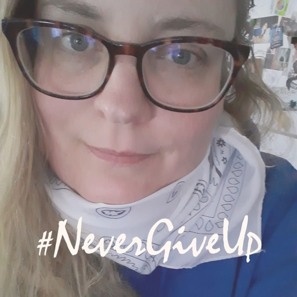 Meet your Posher, Kait - Picture 1 of 1